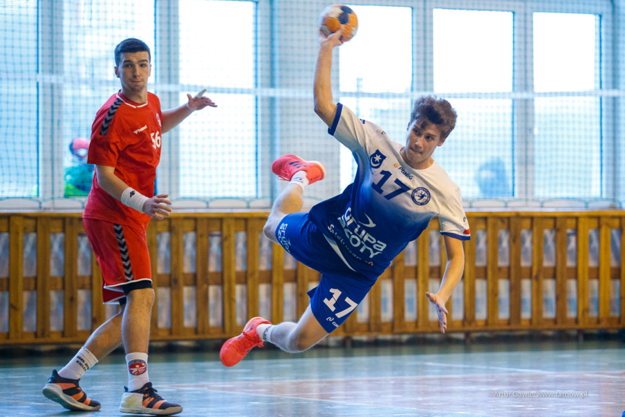 Mecz piłki ręcznej mężczyzn: Grupa Azoty SPR II Tarnów - SMS ZPRP II Kielce